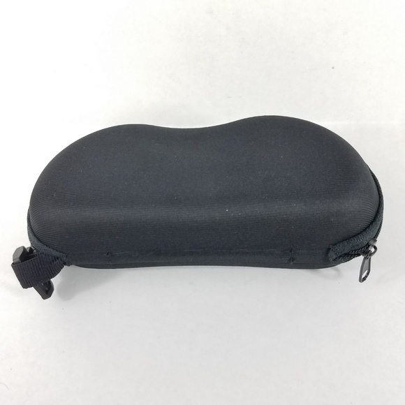 Titleist PRO V1 Sunglasses Case - Picture 6 of 7